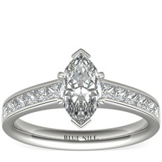 铂金公主方形切割槽镶钻石订婚戒指（1/2 克拉总重量）
